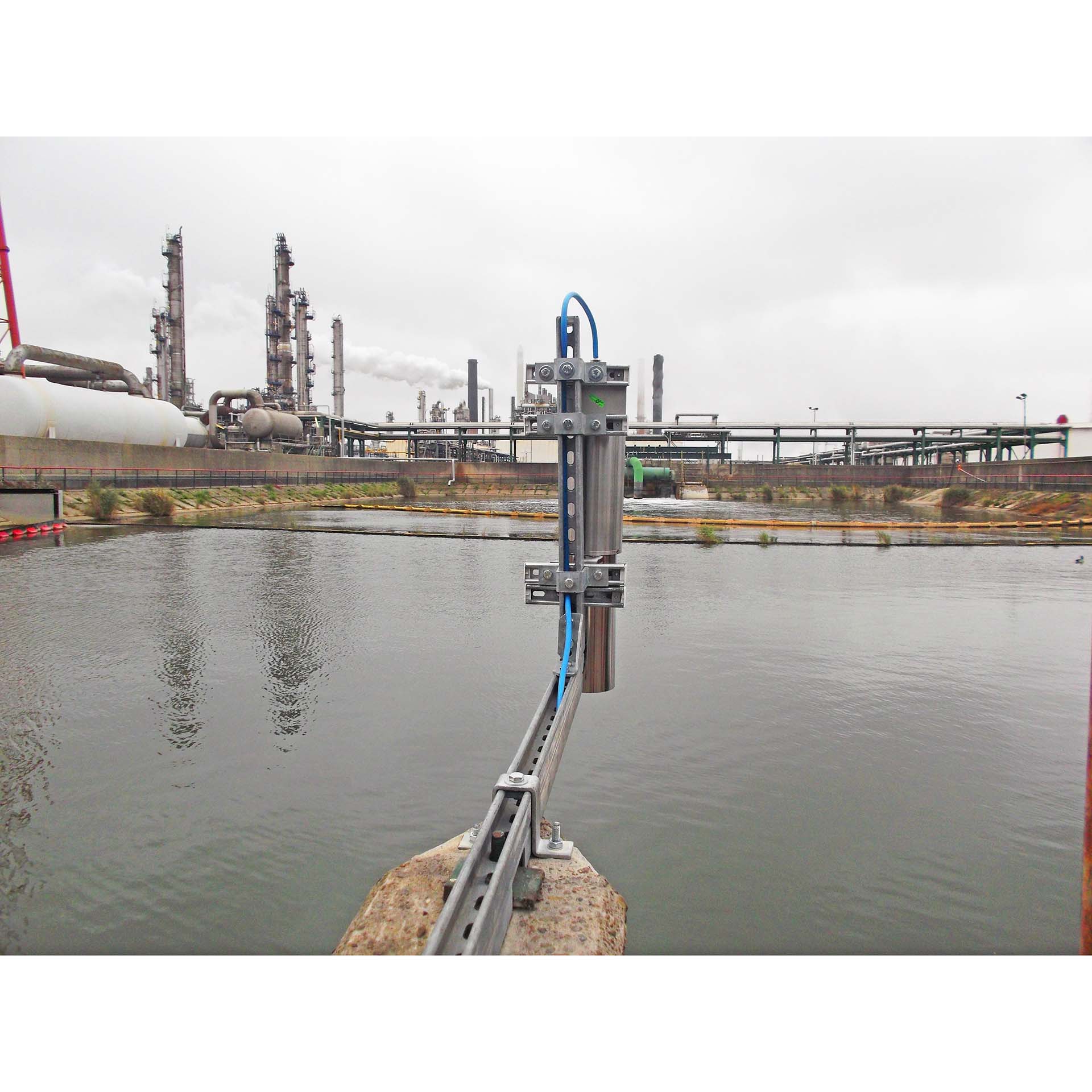 LDI ROW - ATEX EXD | Sensor petróleo y aceites en agua para Zonas Clasificadas ATEX 1
